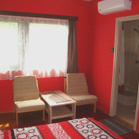 Gyongyvirag Vendeghaz Apartment Balatonboglar Exterior photo
